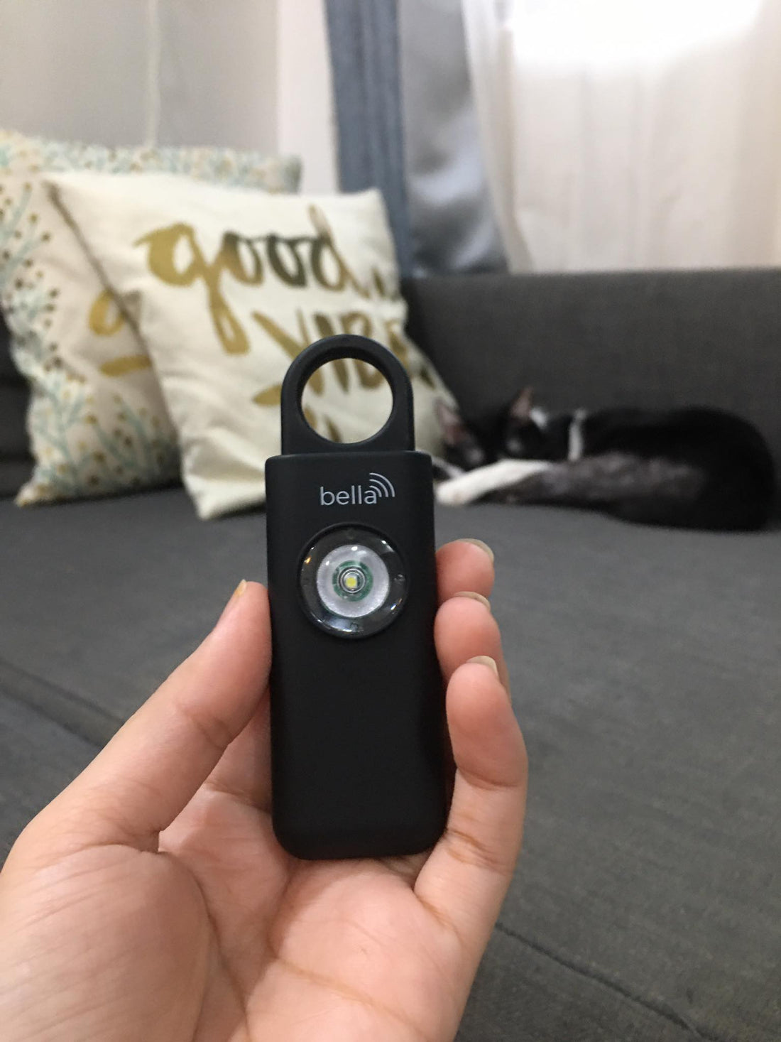 How to protect yourself from an attack with a personal safety alarm